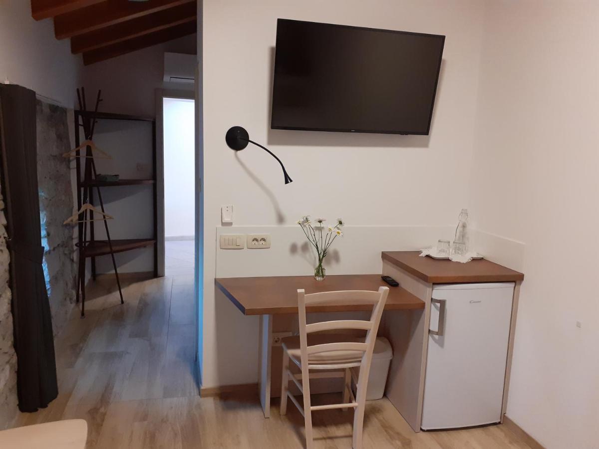 Apartmaji In Sobe Odlicna Hisa Štanjel Exteriér fotografie