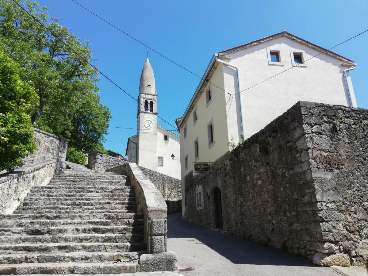 Apartmaji In Sobe Odlicna Hisa Štanjel Exteriér fotografie