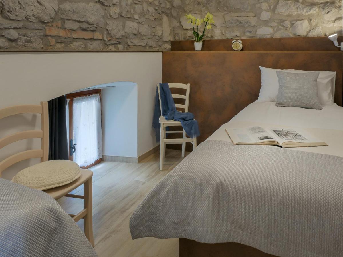 Apartmaji In Sobe Odlicna Hisa Štanjel Exteriér fotografie