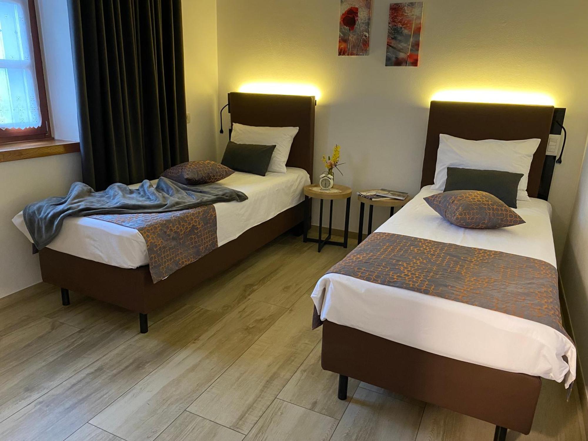 Apartmaji In Sobe Odlicna Hisa Štanjel Exteriér fotografie